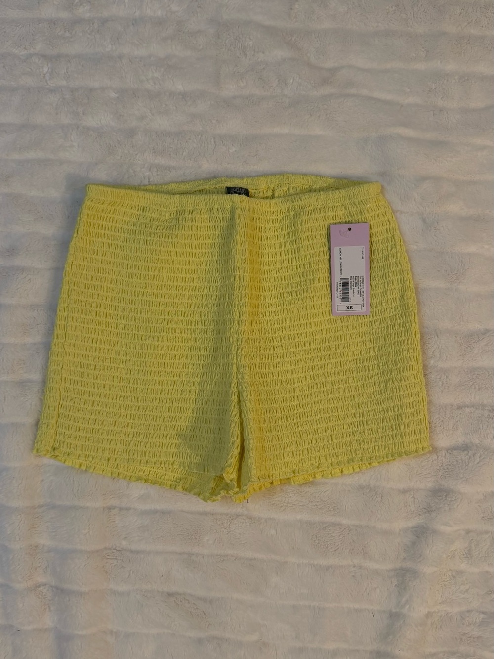 Wild Fable Yellow Smocked Textured Shorts XS NWT - Picture 5 of 7